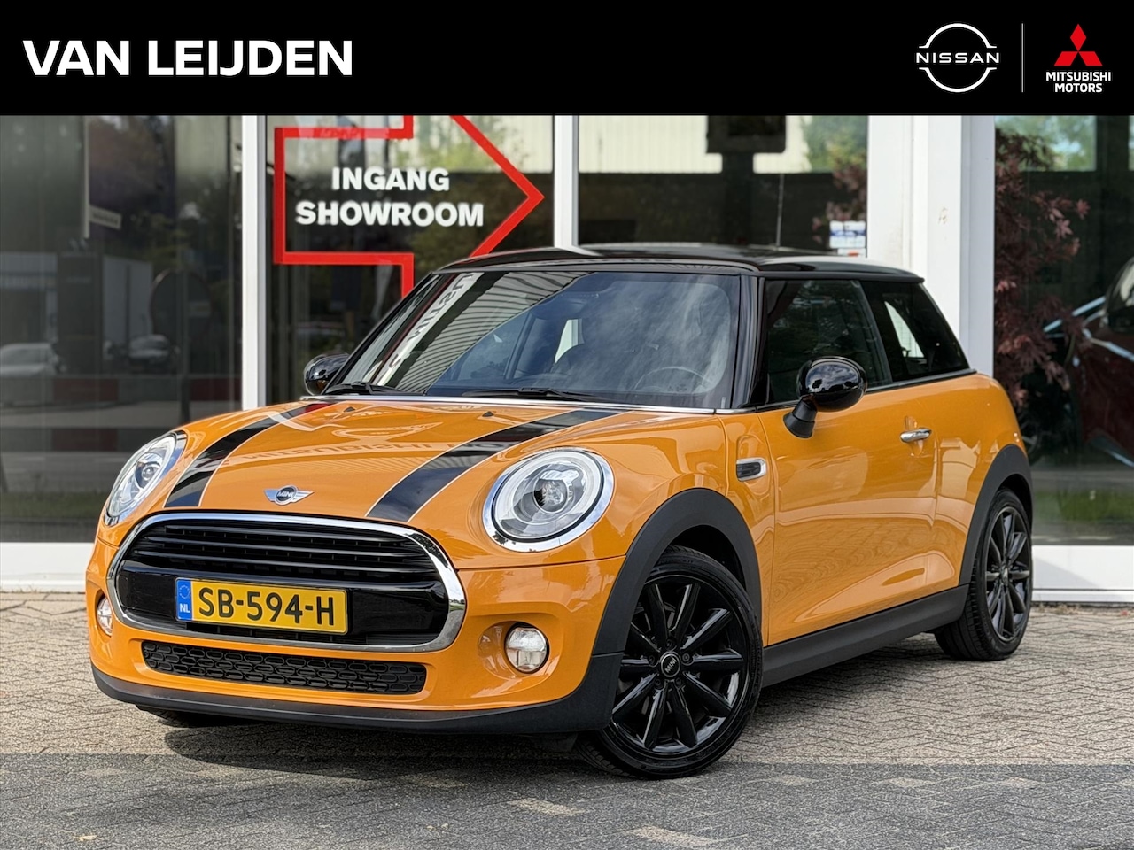 MINI Cooper - Mini 1.5 136pk Chili | Navigatie | Mini Connect | Harman Kardon | LED Koplmapen | 17 Inch - AutoWereld.nl