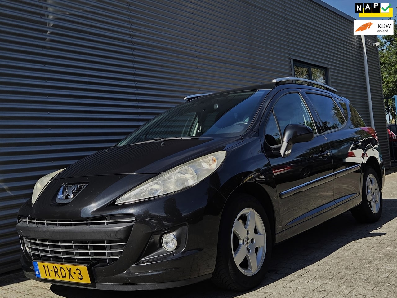 Peugeot 207 SW - 1.4 VTi Allure 05-2011 Zwart Metallic - AutoWereld.nl