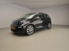BMW i3 - Business Edition 120Ah | LED | Navigatie | Stoelverwarming | Clima | PDC | DAB | Alu 19 in