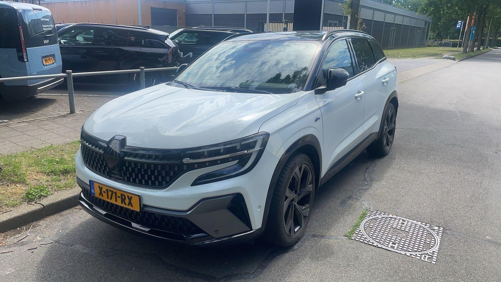 Renault Austral - 1.2 E-Tech full hybrid 200 techno esprit Alpine |1E EIGENAAR |ALL-SEASON | AUT KLEP | 360 - AutoWereld.nl