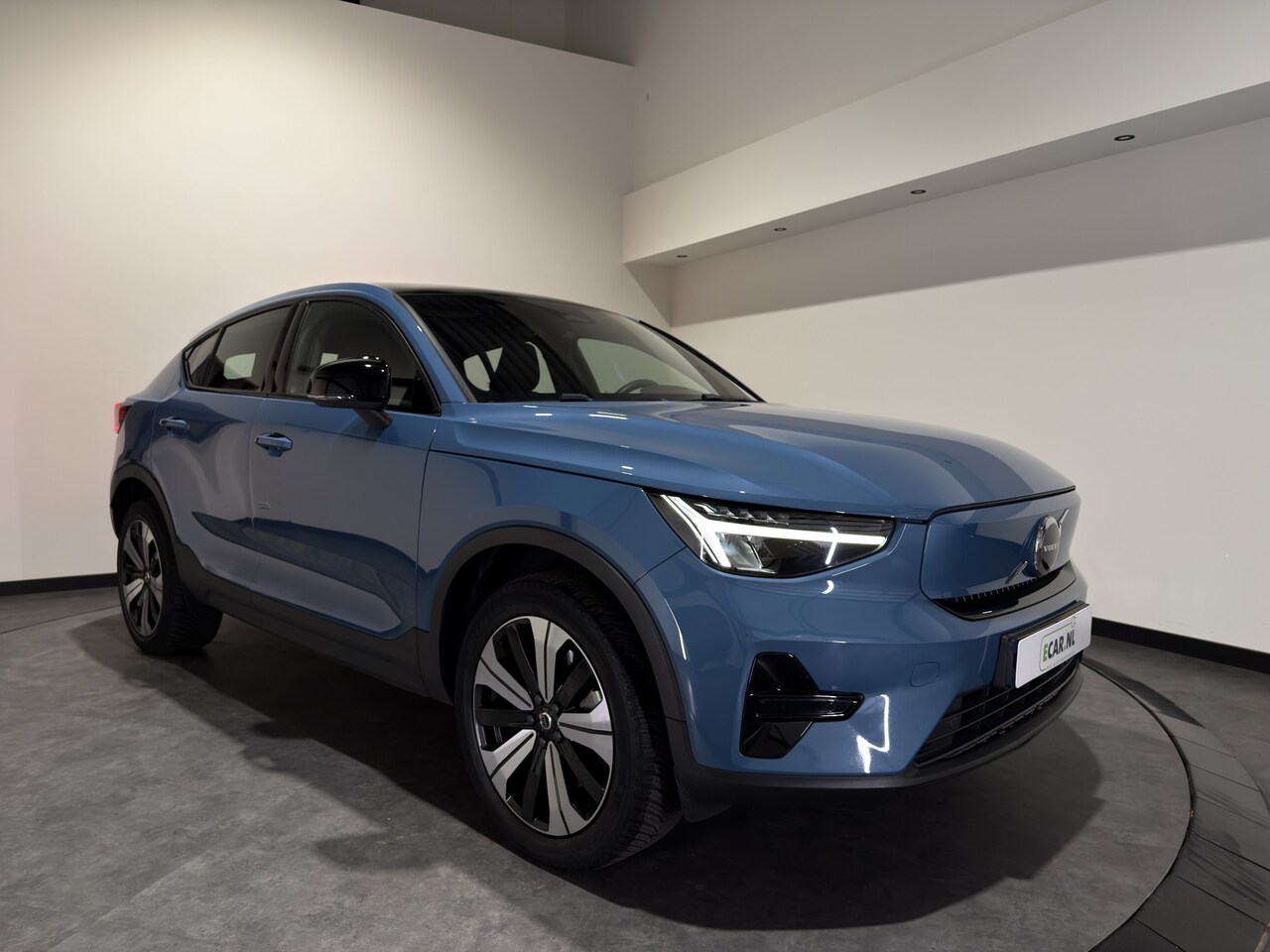 Volvo C40 - Recharge Plus 69 kWh | Adaptief Cruise Control | Keyless | Voorstoelen verwarmd - AutoWereld.nl