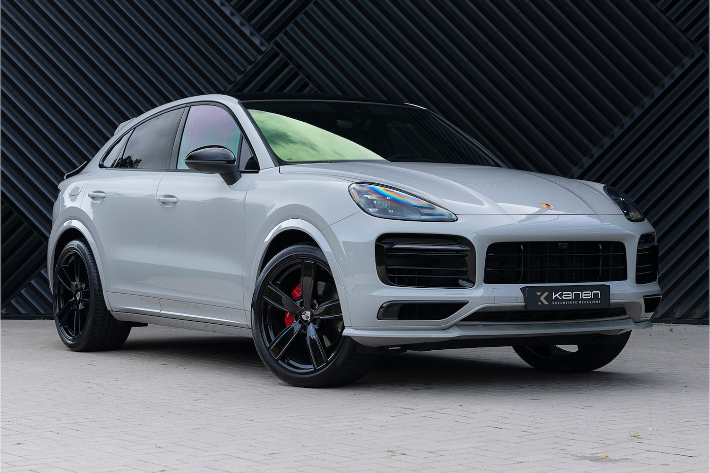 Porsche Cayenne Coupé - 3.0 E-Hybrid Sport Design Pano GTS stoel PDLS Matrix Sport Chrono Softcl. Nachtz. 360Cam L - AutoWereld.nl