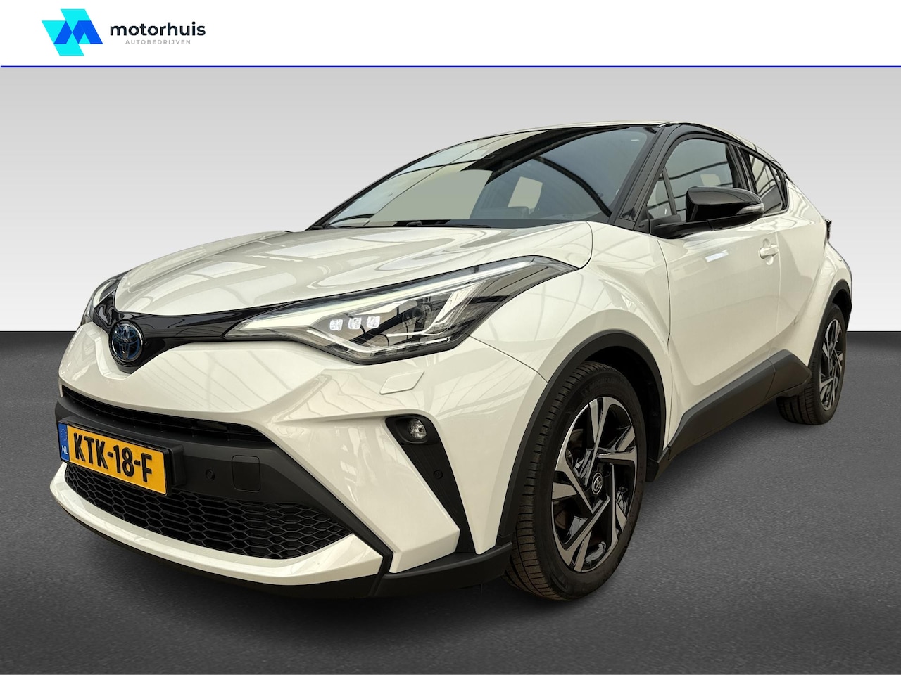 Toyota C-HR - 1.8 Hybrid Bi-Tone 1.8 Hybrid Bi-Tone - AutoWereld.nl