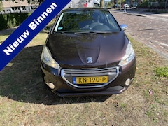 Peugeot 208 - 1.4 VTi Allure Zeer mooie auto boekjes compleet zie foto’s