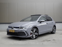 Volkswagen Golf - 1.4 eHybrid GTE | Pano | Heads-up | Keyless entry | Dodehoek detectie |