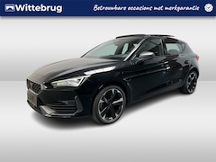 CUPRA Leon - 1.4 e-Hybrid Performance / AUTOMAAT/ PANO/ ACC/ PARK.SENSOREN V+A/ CAMERA/ STUURVERWARMING