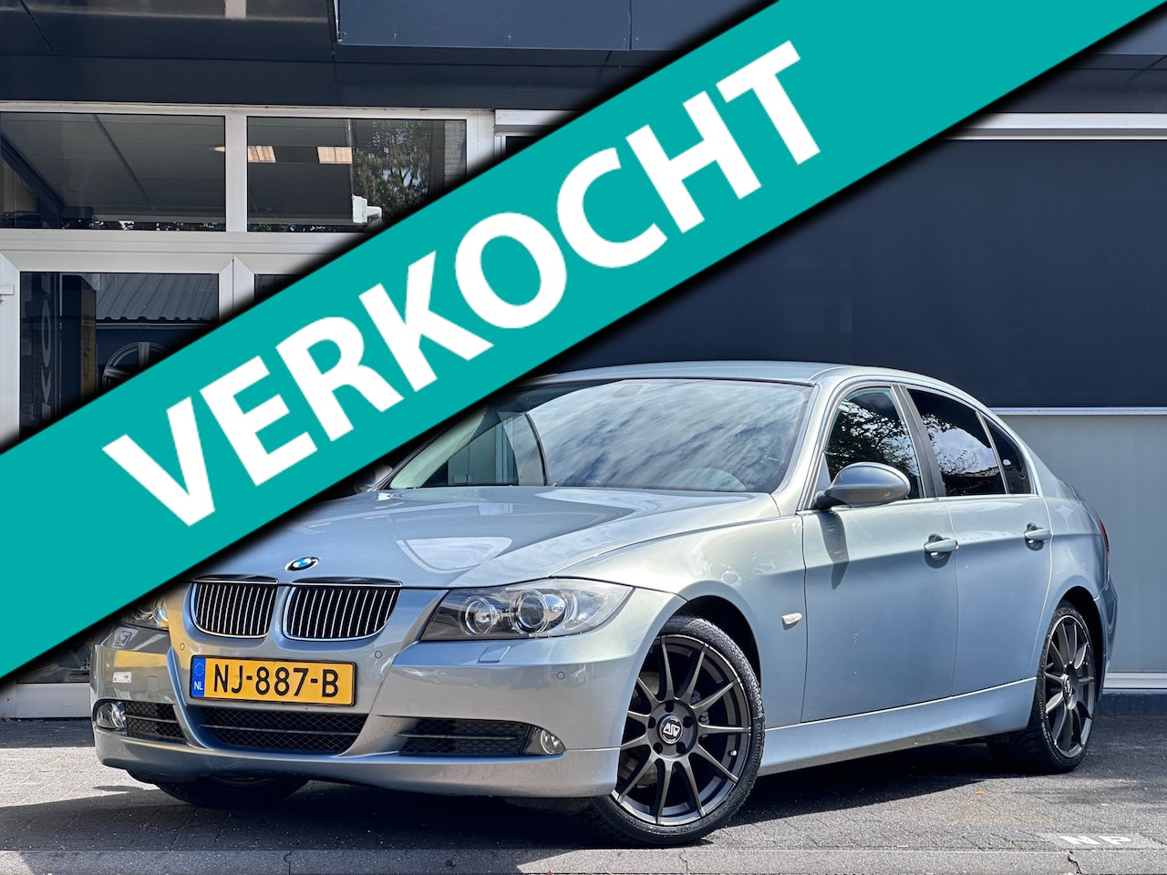 BMW 3-serie - 325i Dynamic Executive AIRCO / STOELVERW / ELEKT RAMEN - AutoWereld.nl