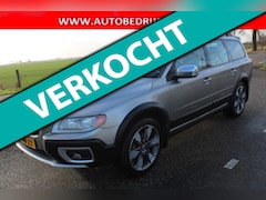Volvo XC70 - 3.2 AUTOMAAT // AWD / LEER / TREKHAAK //