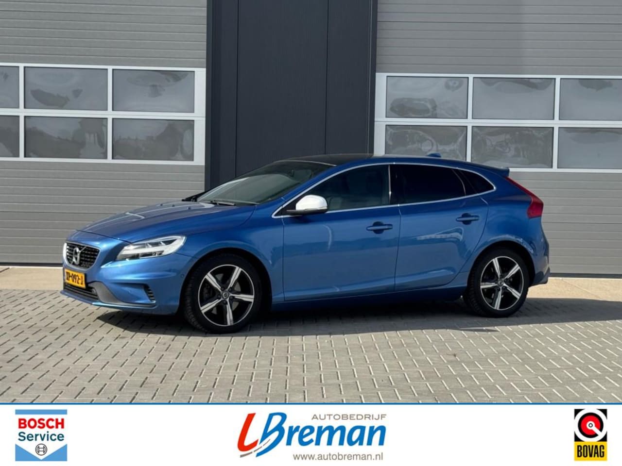 Volvo V40 - 1.5 T3 POLAR+ SPORT R-Design Standkachel Panodak Trekhaak - AutoWereld.nl