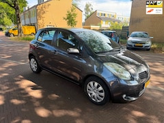 Toyota Yaris - AUTOMAAT / Eerste eigenaar / 72.000 NAP / Nieuw APK