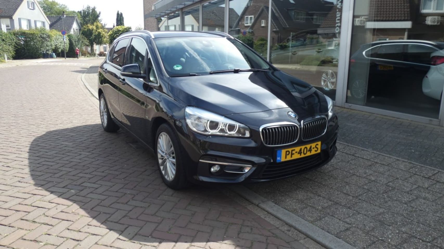BMW 2-serie Active Tourer - 1.8 LUXURY  UITVOERING  *  NAVI * CRUISE * LEDER * L.M.V * P.D.C * - AutoWereld.nl