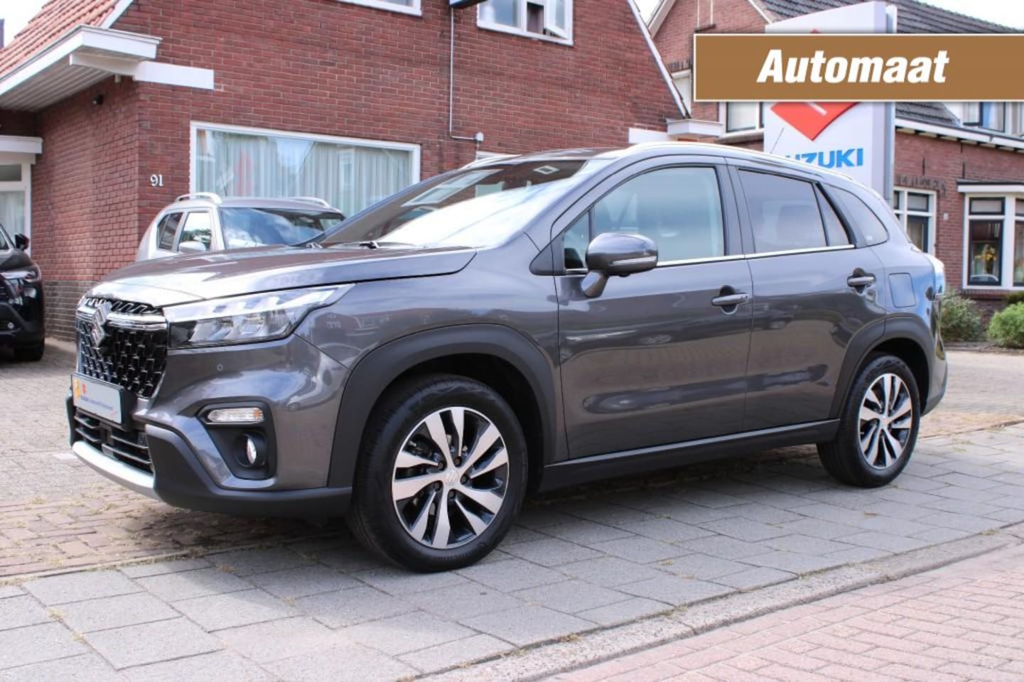 Suzuki S-Cross - 1.4 BJ  STYLE AUTOMAAT 4WD / Pano / Rijklaarprijs - AutoWereld.nl