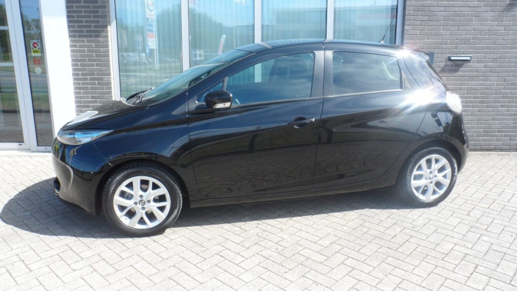 Renault Zoe - R110 LIMITED 41 kwh incl koop accu - AutoWereld.nl