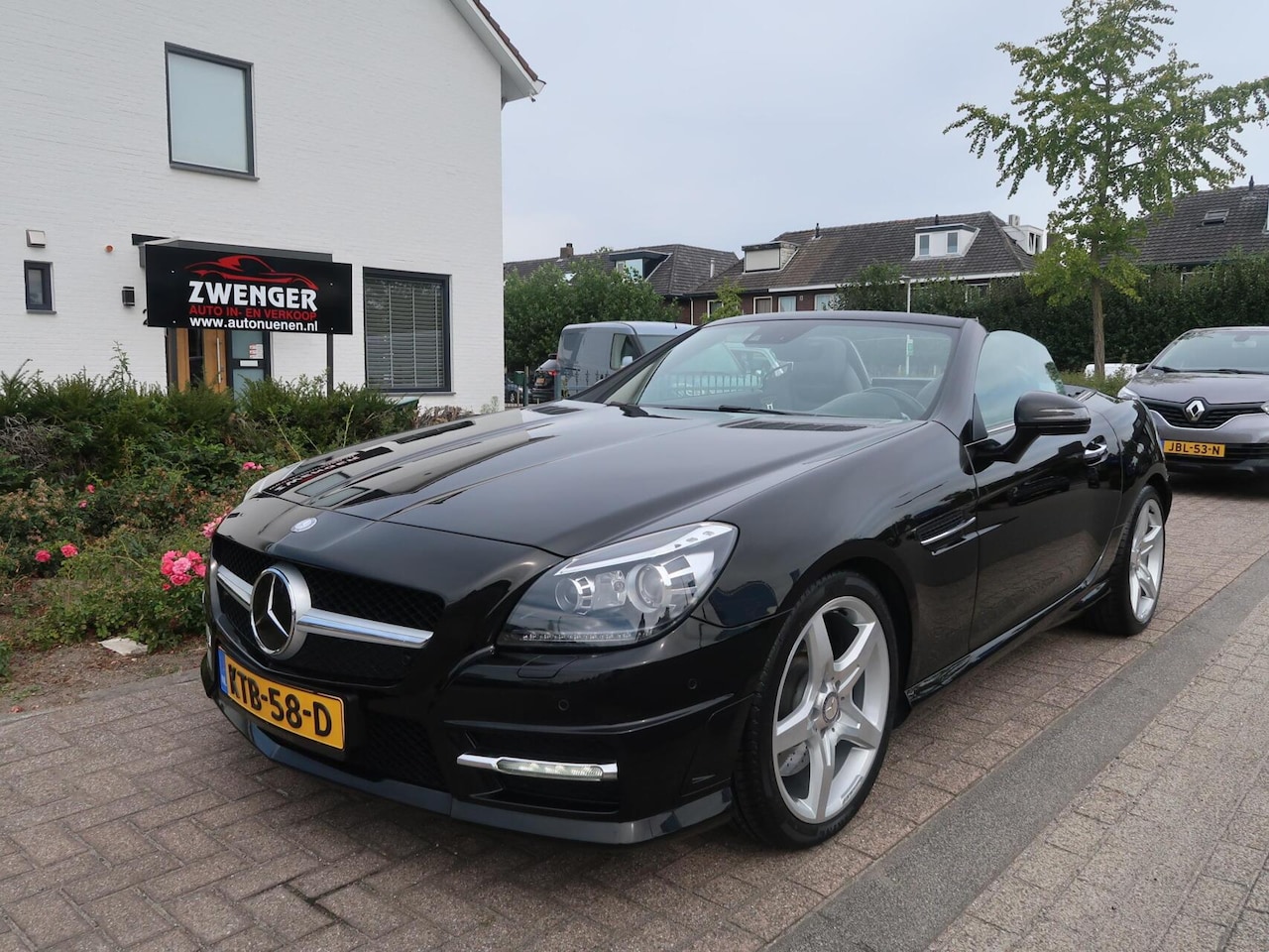 Mercedes-Benz SLK-klasse - 350 AUT F-1 AMG|KEYLESS|ADAPTIVE CRUISECONTROL|MEMORY|AIRSCARF|DEALER ONDERHOUDEN - AutoWereld.nl