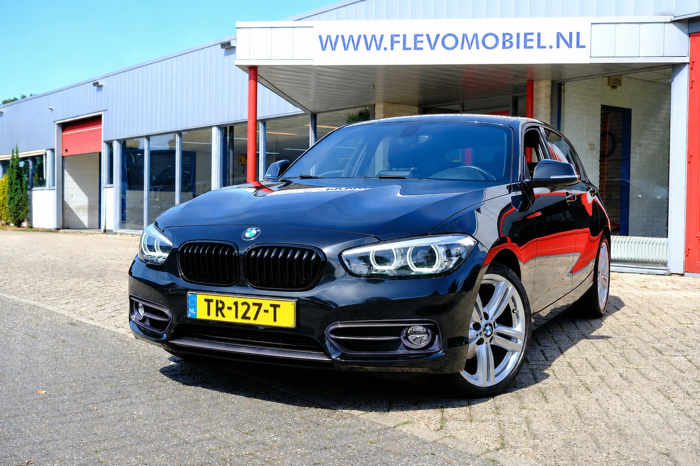 BMW 1-serie - 118i Corporate Lease Executive Aut. Navi|Sportstoelen|Clima|18" LMV - AutoWereld.nl