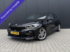 BMW 1-serie - 118i M Sport/Pano/H&K audio/Carplay/Ambient/Cruise