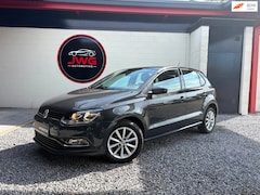 Volkswagen Polo - 1.2 TSI Highline Airco/Parkeersensoren/Stoelverwarming