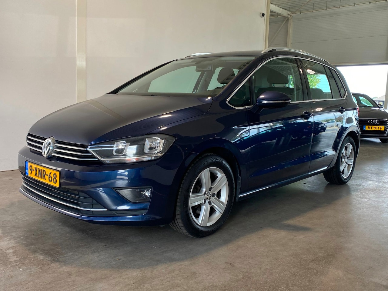 Volkswagen Golf Sportsvan - 1.2 TSI Highline Automaat - AutoWereld.nl