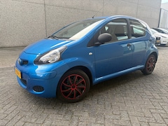 Toyota Aygo - 1.0-12V Now AIRCO BJ 5-2011. APK 3-2027