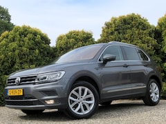 Volkswagen Tiguan - 2.0 TSI 4M Highline Automaat * Trekhaak
