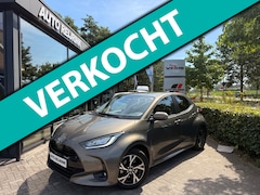 Toyota Yaris - 1.5 Hybrid 115 STYLE COMFORT/PARKEERSENS/DODE HOEK/STOEL-EN STUURWIELVERW/KEYLESS