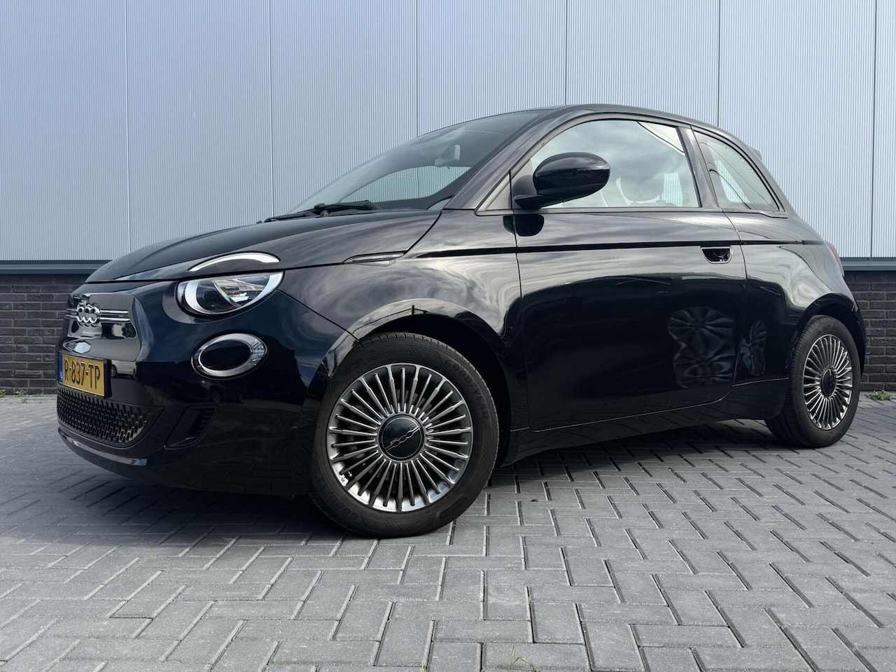 Fiat 500 - Icon 42 kWh Icon 42 kWh - AutoWereld.nl