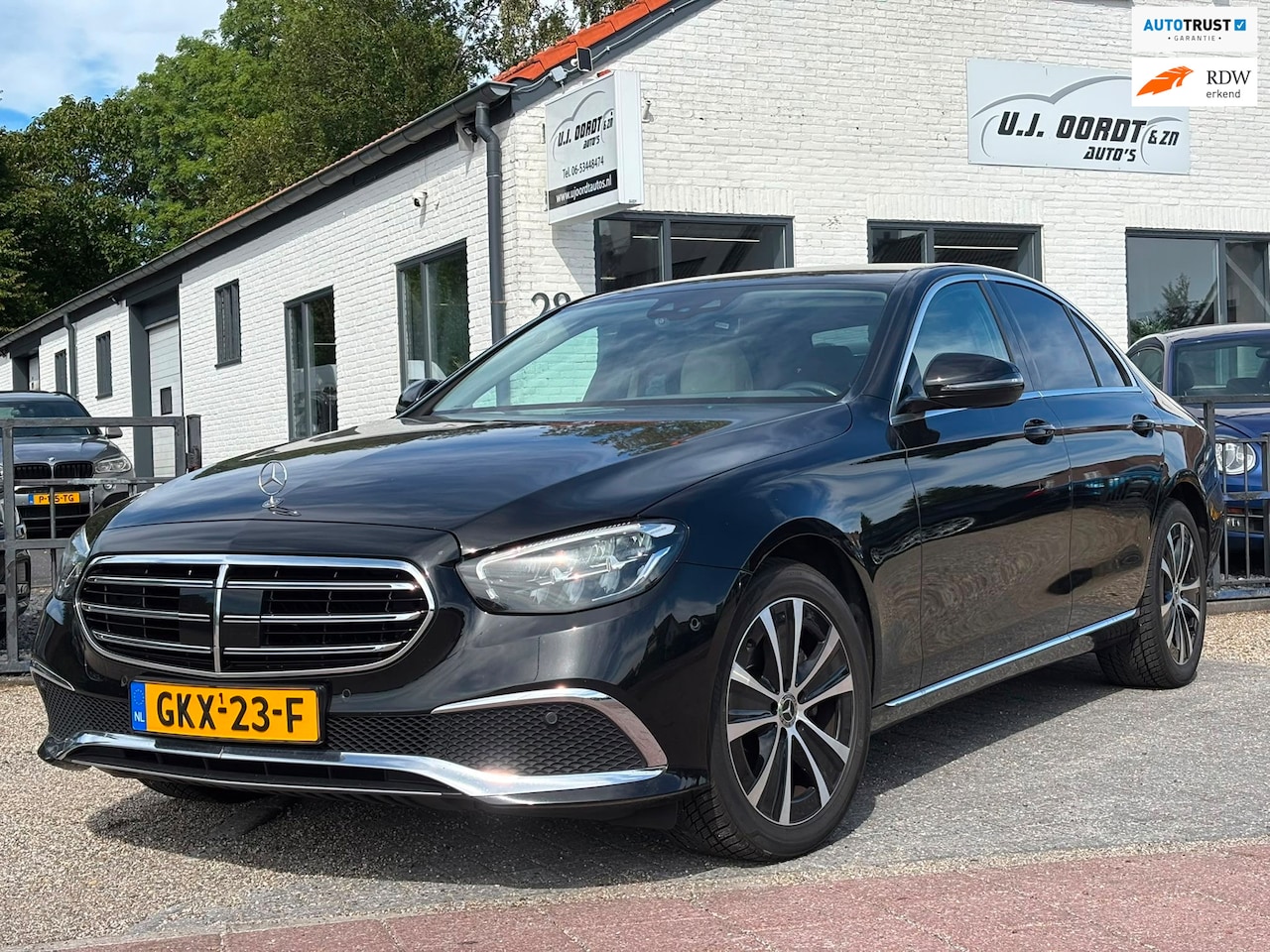 Mercedes-Benz E-klasse - 220 d 4MATIC Avantgarde 220 d 4MATIC Avantgarde,luchtvering adaptive,Nieuwstaat - AutoWereld.nl