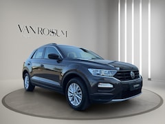 Volkswagen T-Roc - 1.0 TSI Style | Clima | Stoelverw | Parksensors V+A | Navi | 16"Velg | Apple / Android
