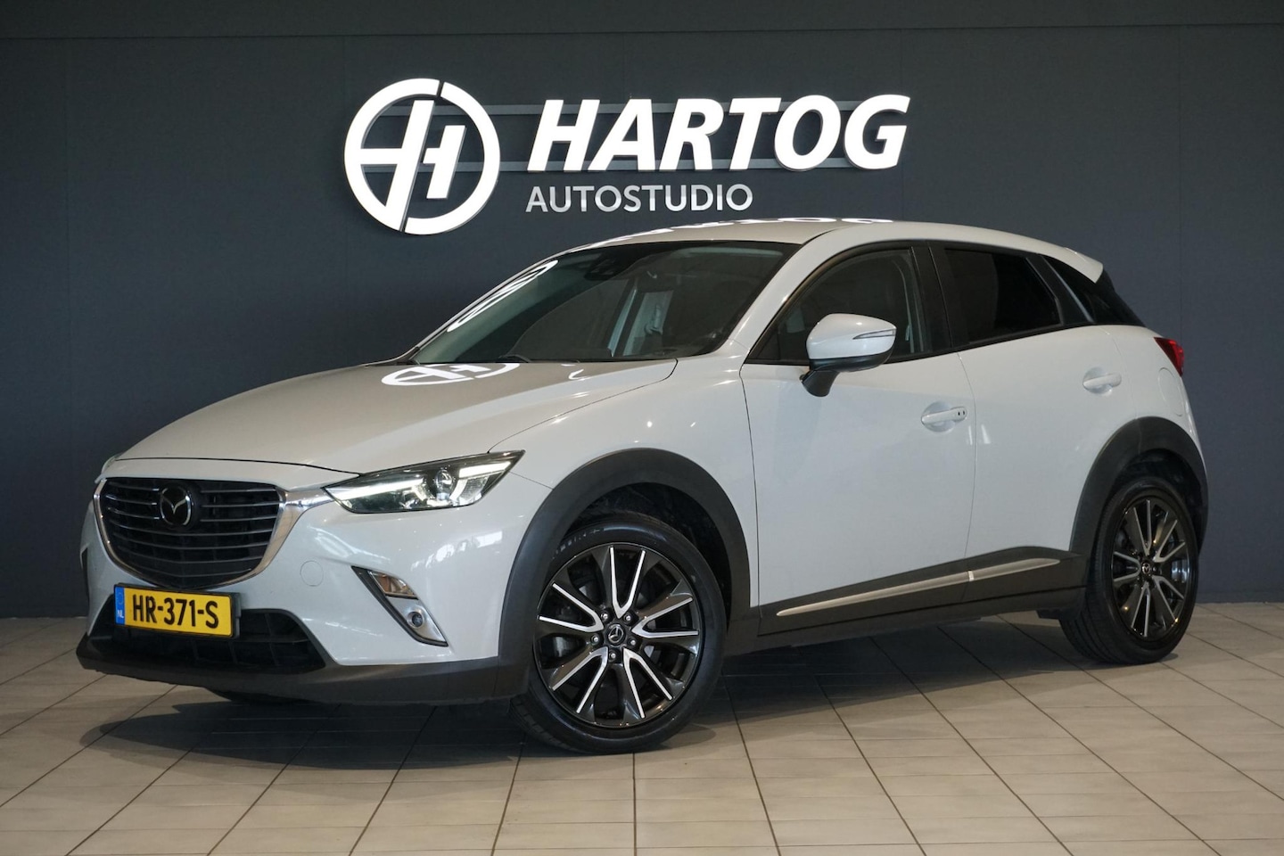 Mazda CX-3 - 2.0 SkyActiv-G 120 GT-M *EERSTE EIGENAAR* + CAMERA / HEAD-UP / BOSE - AutoWereld.nl