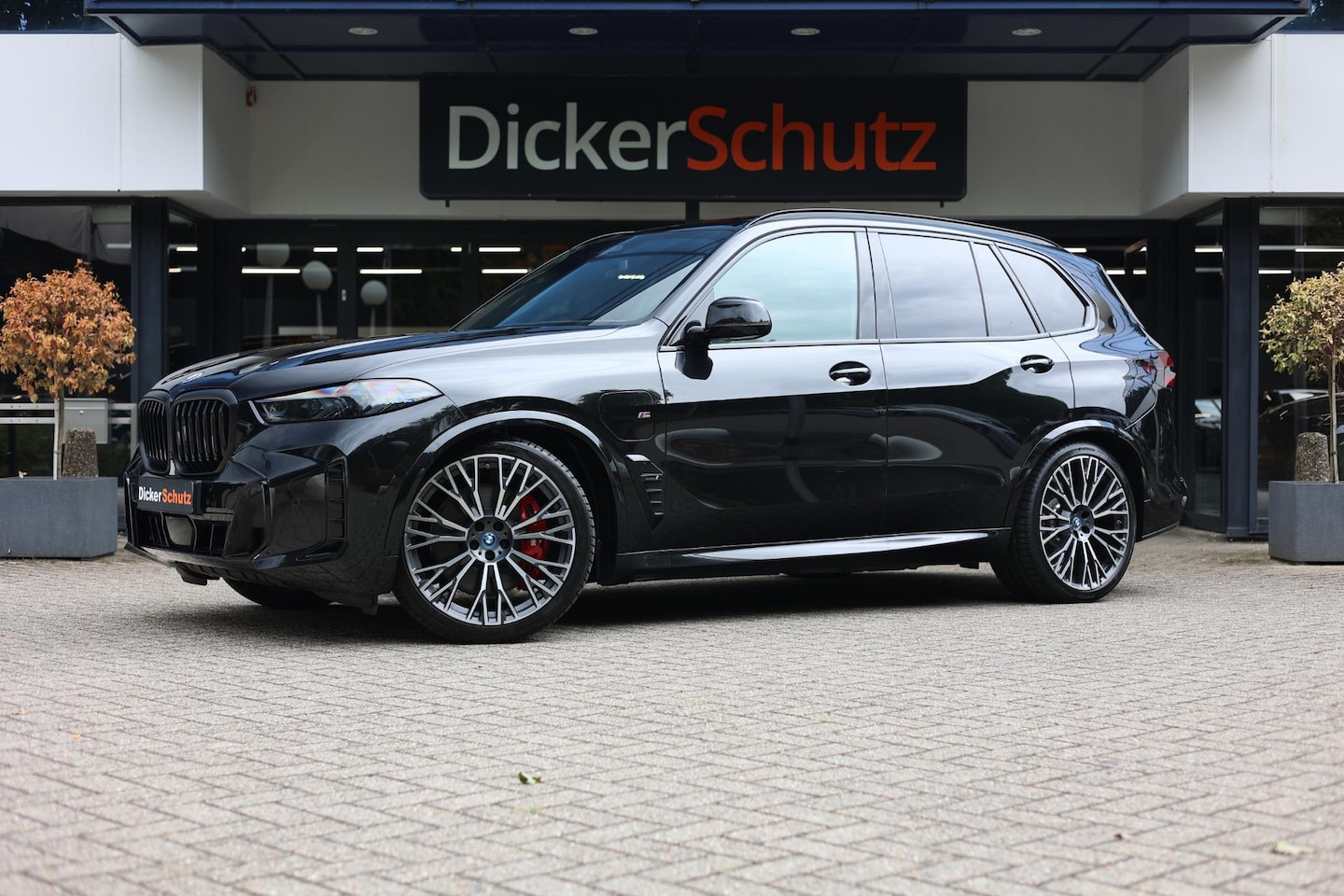 BMW X5 - xDrive50e M Sport Pro SkyLounge | Trekhaak | Harman | Driving Assistant - AutoWereld.nl