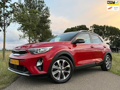Kia Stonic - 1.0 T-GDi ExecutiveLine | Camera | Apple CarPlay/Android Auto | Leder | Stuur-/Stoelverwar