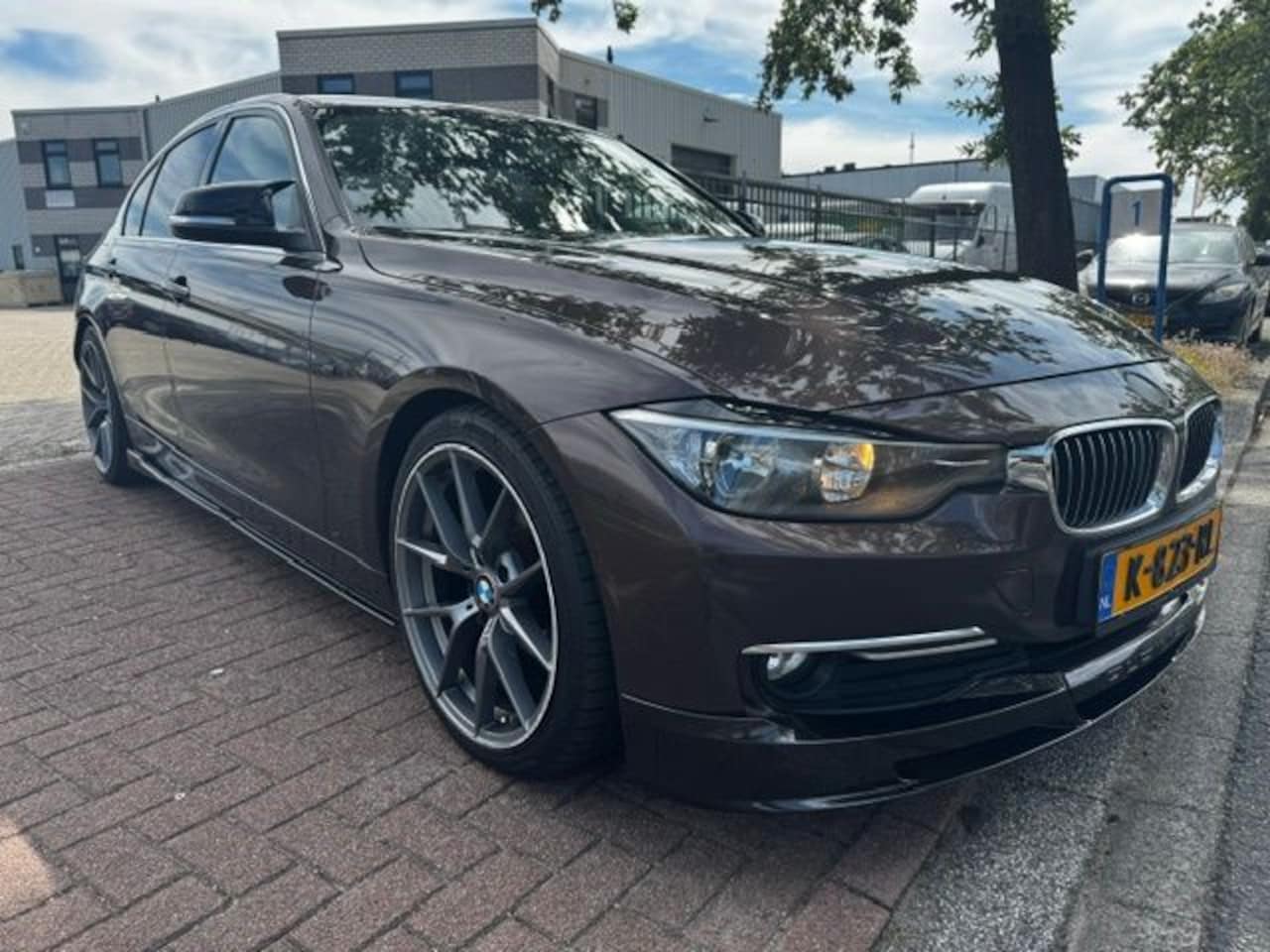 BMW 3-serie - 316i High Executive Maxton Automaat Airco/ECC,Leder,Navigatie - AutoWereld.nl