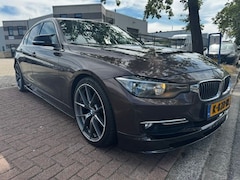 BMW 3-serie - 316i High Executive Maxton Automaat Airco/ECC, Leder, Navigatie