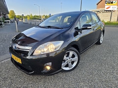 Toyota Auris - 1.8 Full Hybrid Executive GARANTIE