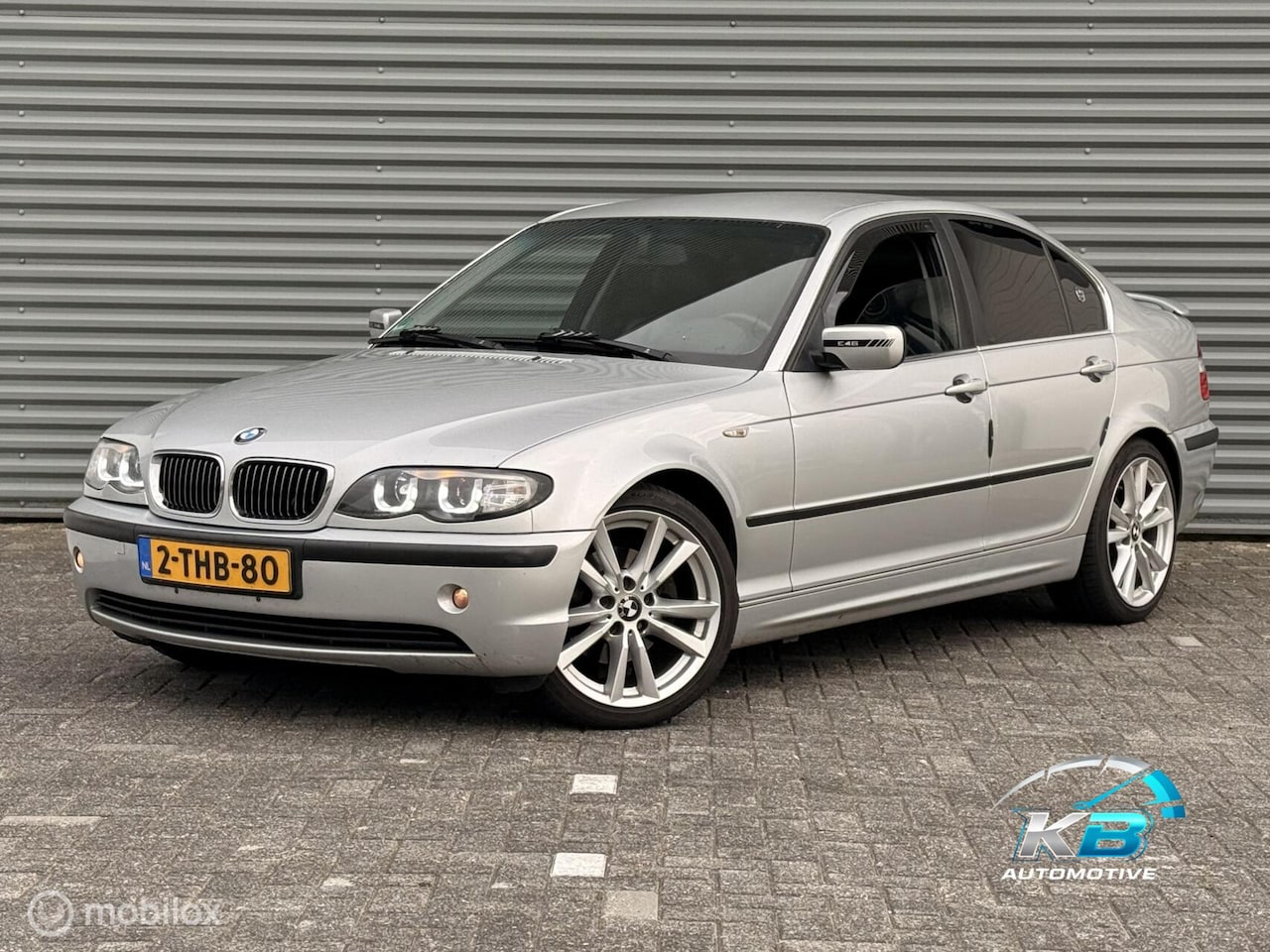 BMW 3-serie - 325i Executive | boek werk aan facturen aanwezig - AutoWereld.nl