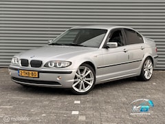 BMW 3-serie - 325i Executive | boek werk aan facturen aanwezig
