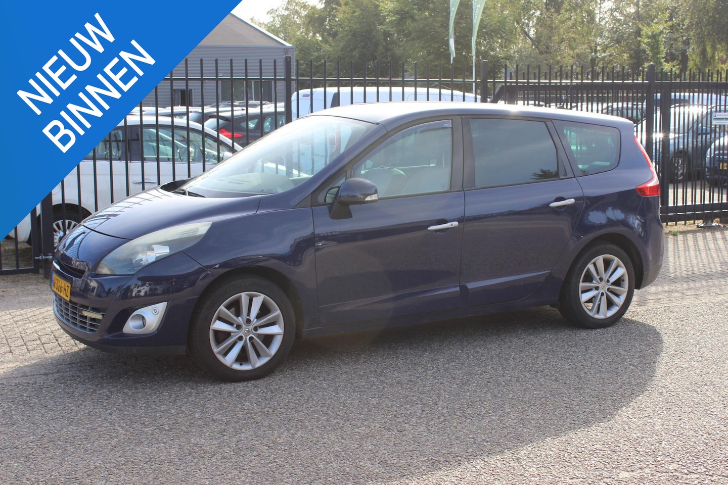 Renault Grand Scénic - 2.0 Automaat 7-persoons! - AutoWereld.nl