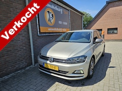 Volkswagen Polo - 1.0 TSI Comfortline Business