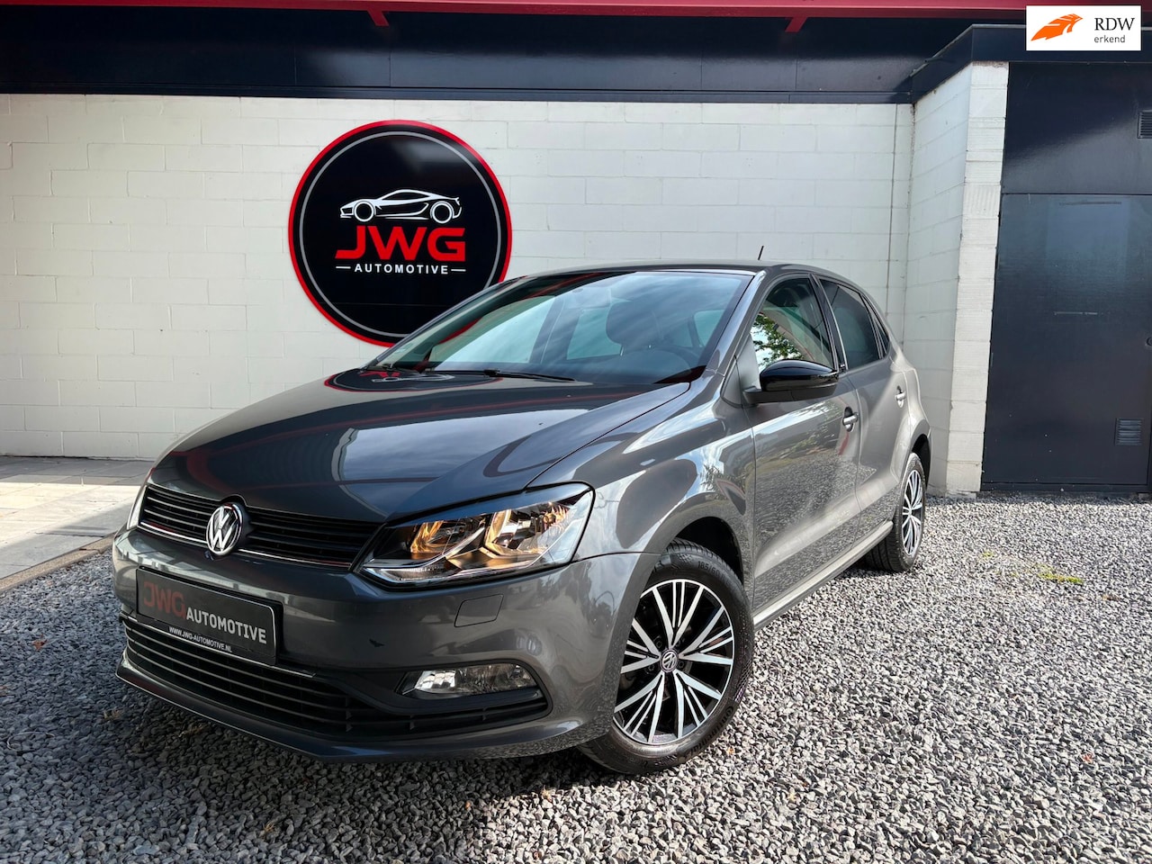 Volkswagen Polo - 1.2 TSI Allstar Airco/Bluetooth/Stoelverwarming - AutoWereld.nl