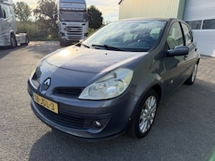 Renault Clio - 1.2 TCE Collection Airco April 2027