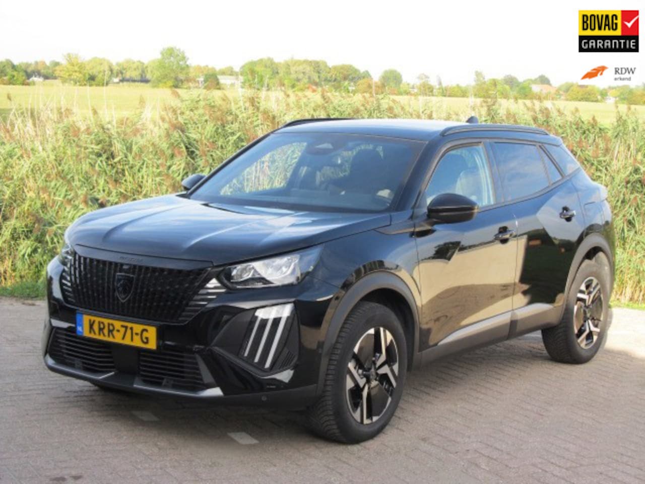 Peugeot 2008 - 1.2 PureTech 100 Allure/Panorama open dak/Keyless/Navigatie - AutoWereld.nl