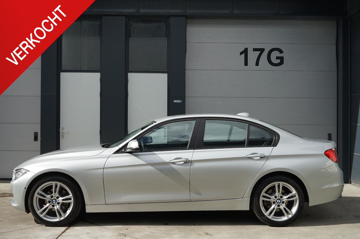 BMW 3-serie - 320i xDrive 320i xDrive - AutoWereld.nl
