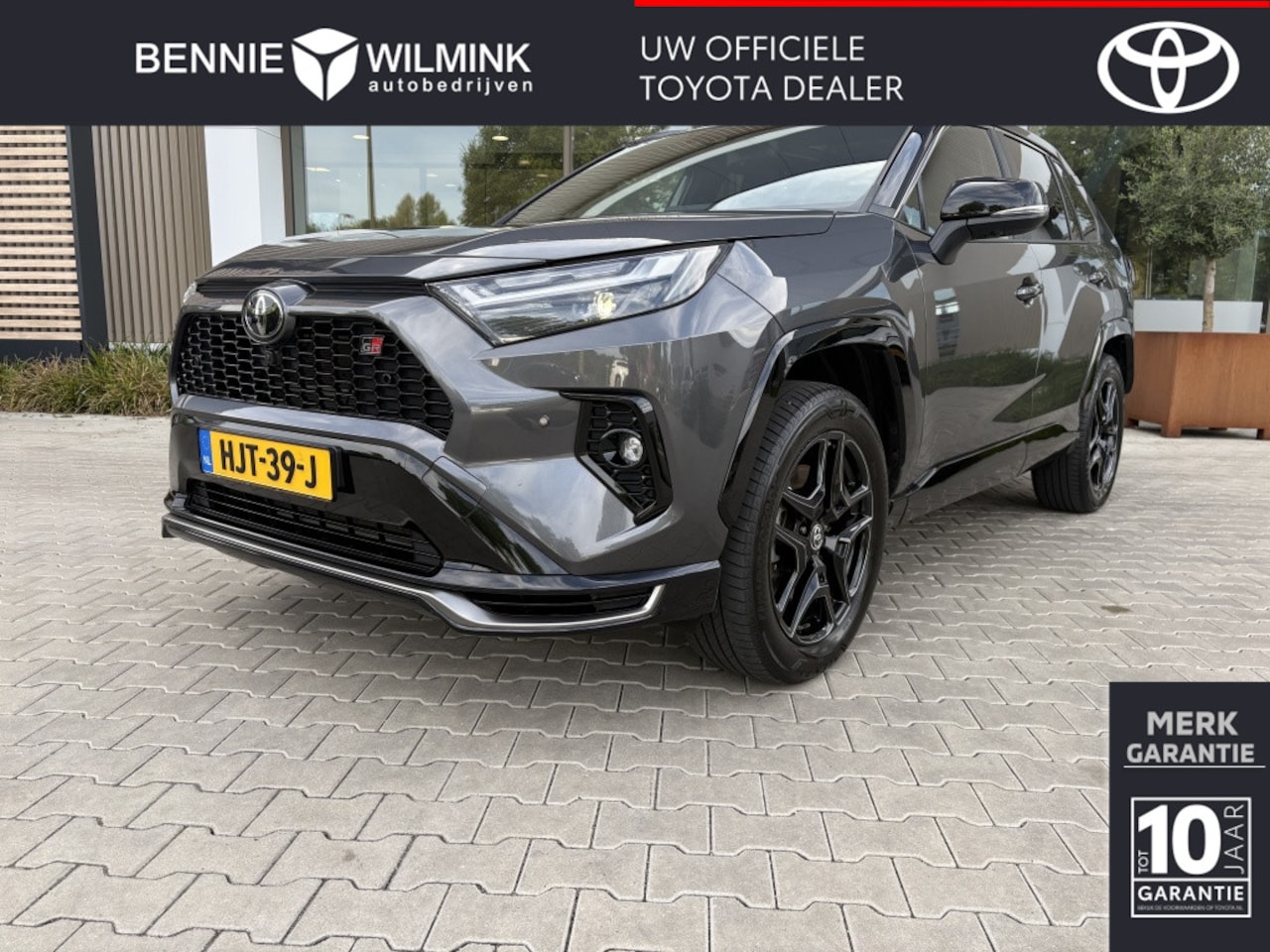 Toyota RAV4 - 2.5 Pl.Hyb. GR SPORT | Panoramadak | Trekhaak - AutoWereld.nl