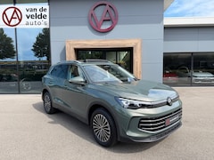 Volkswagen Tiguan - 1.5 eHybrid Elegance 204pk | Trekhaak | 360 Camera | Panoramadak | Dode hoek | Elek. klep
