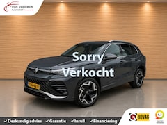 Volkswagen Tiguan - 1.5 eHybrid R-Line Edition MASSAGE stoelen TREKHAAK