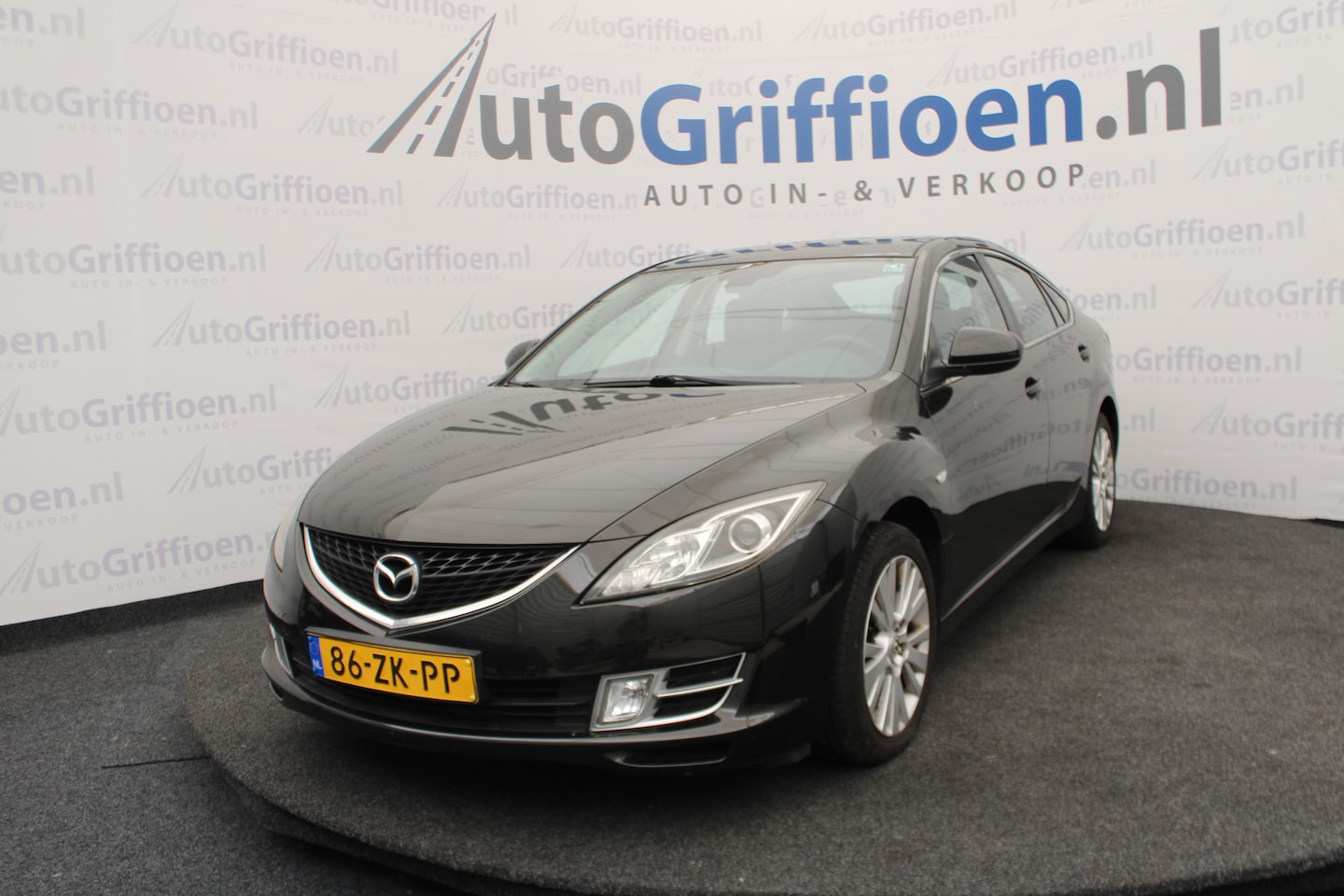 Mazda 6 - 2.0 S-VT Touring nette 5-deurs met trekhaak - AutoWereld.nl