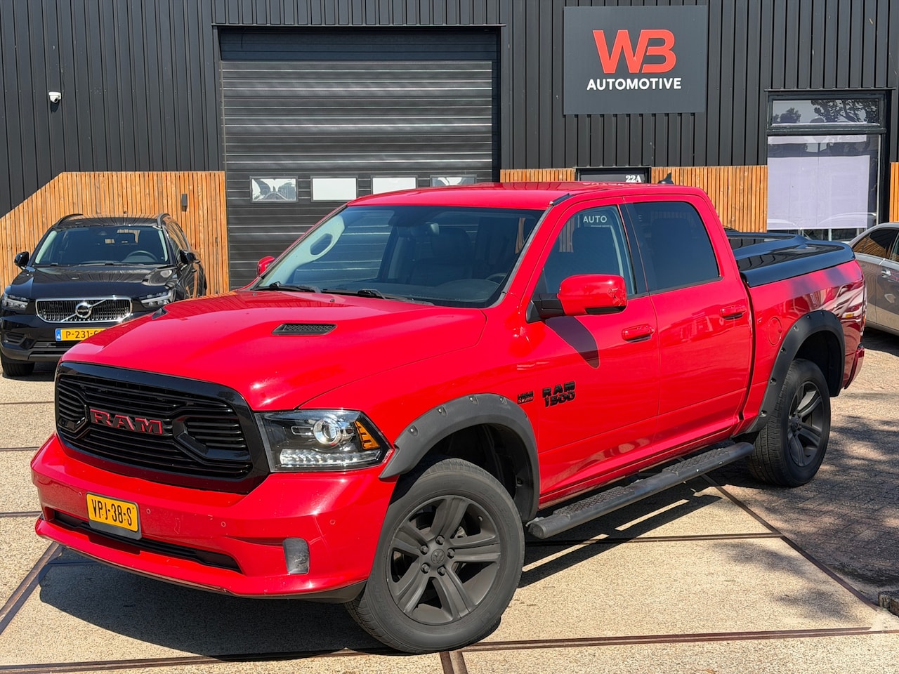 Dodge Ram 1500 - 5.7 V8 Crew Cab 5'7 5.7 V8 Crew Cab 5'7 - AutoWereld.nl