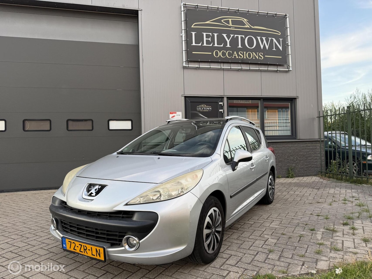 Peugeot 207 SW - 1.4 VTi XS | PDC | Pano | Airco | APK - AutoWereld.nl