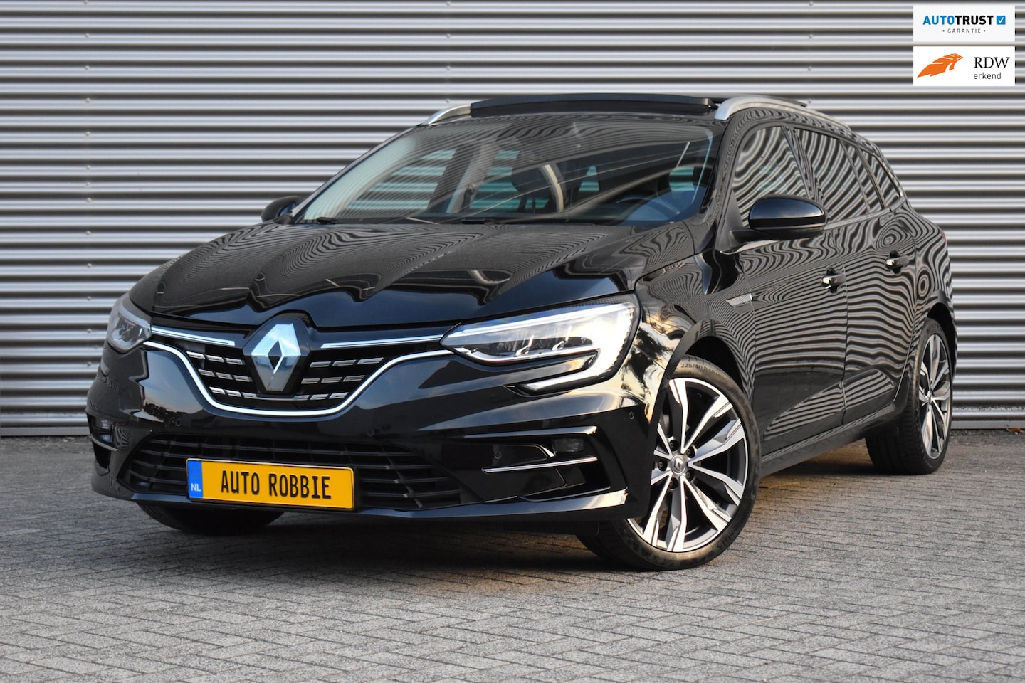 Renault Mégane Estate - 1.3 TCe Intens 140-PK, Airco, Ecc, Navi, Leder, Panoramadak. - AutoWereld.nl