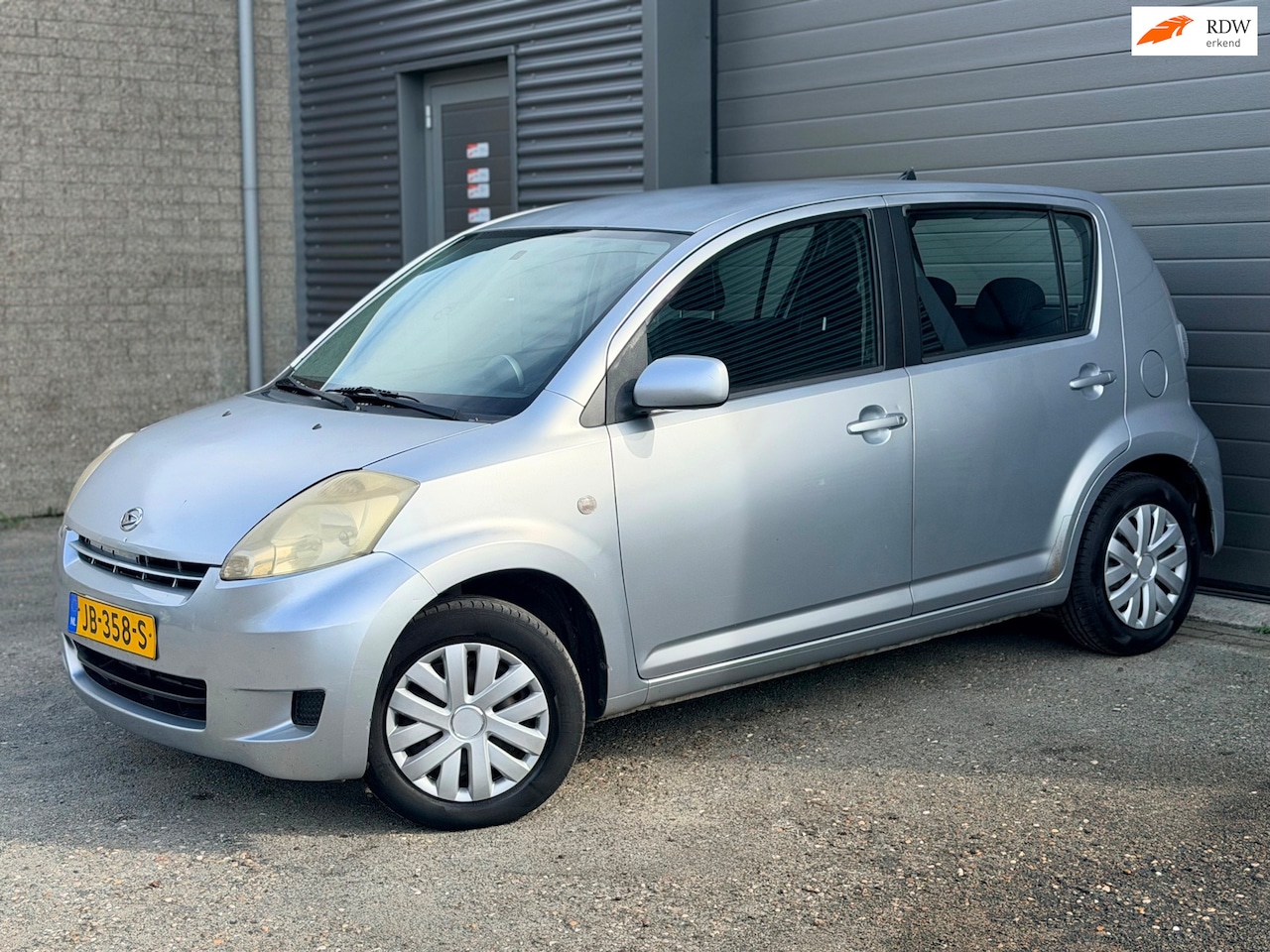 Daihatsu Sirion 2 - 1.3-16V Comfort 1.3-16V Comfort - AutoWereld.nl